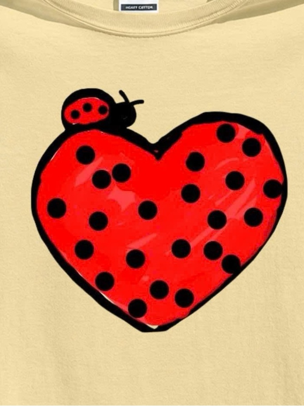 Ladybug Heart Graphic light yellow Gildan Tshirt - Picture 2 of 2